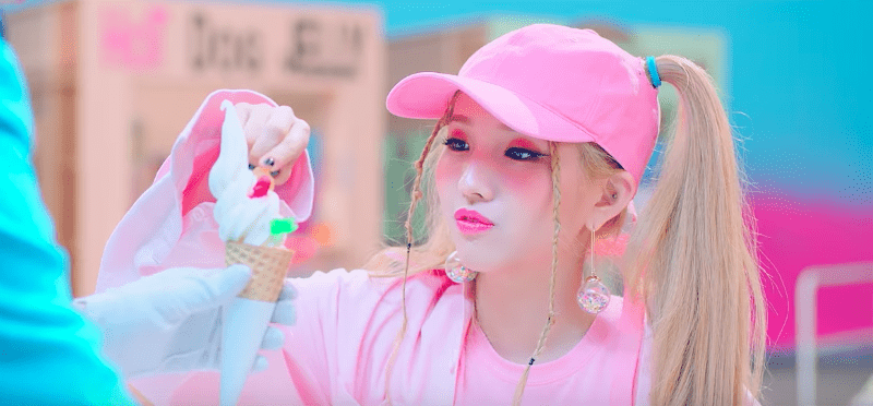 Update: Jeon Soyeon Drops MV Teaser Featuring Lai Guan Lin And E'Dawn For 'Jelly'