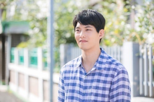 CNBLUE's Lee Jong Hyun Shares Thoughts On His And His Bandmates' Acting Careers