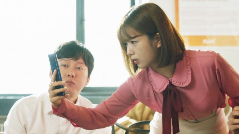 Apink's Bomi Is A Witty Data Analyst In New Stills For 'Because This Is My First Life'