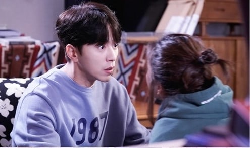Yoon Hyun Min Shows Different Sides Of Himself In New 'Witch's Court' Stills