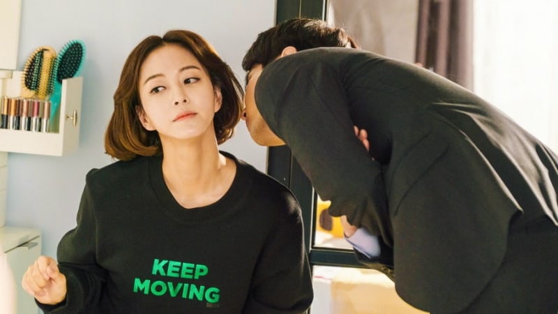 Han Ye Seul And Kim Ji Suk Get Closer In New Stills For '20th Century Boy And Girl'