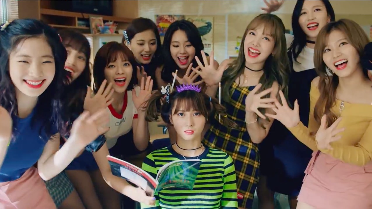 TWICE Grabs No. 1 Spot On Many Realtime Charts With 'Likey'