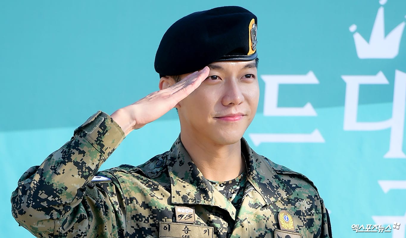 Lee Seung Gi Reflects On Past Two Years + Shares Future Plans As He Is Discharged From Military