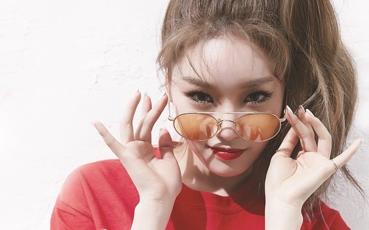 Kim Chungha To Star In Her First Reality Program As A Solo Artist