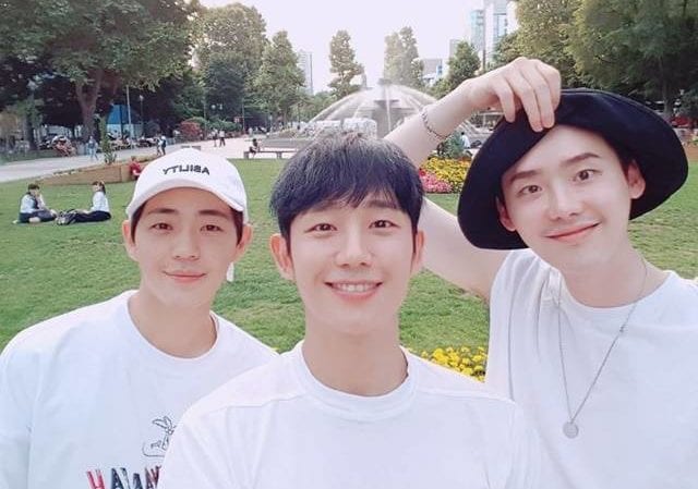 Jung Hae In Discloses His Friendship With Cast Of 'While You Were Sleeping'