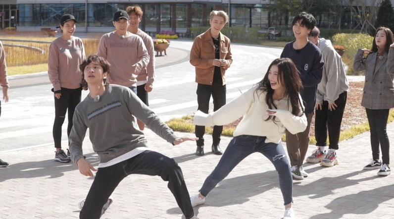 Lee Kwang Soo's Bad Luck Strikes Again While Dancing With Red Velvet's Joy On 