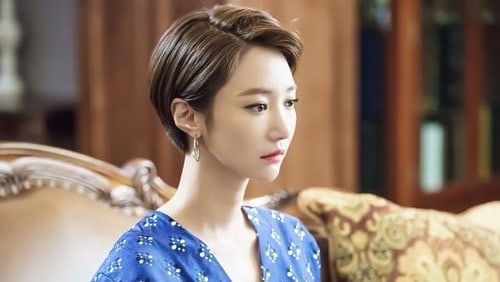 Go Jun Hee Gives Off Elegant Aura In New 'Untouchable' Behind-The-Scenes Photos