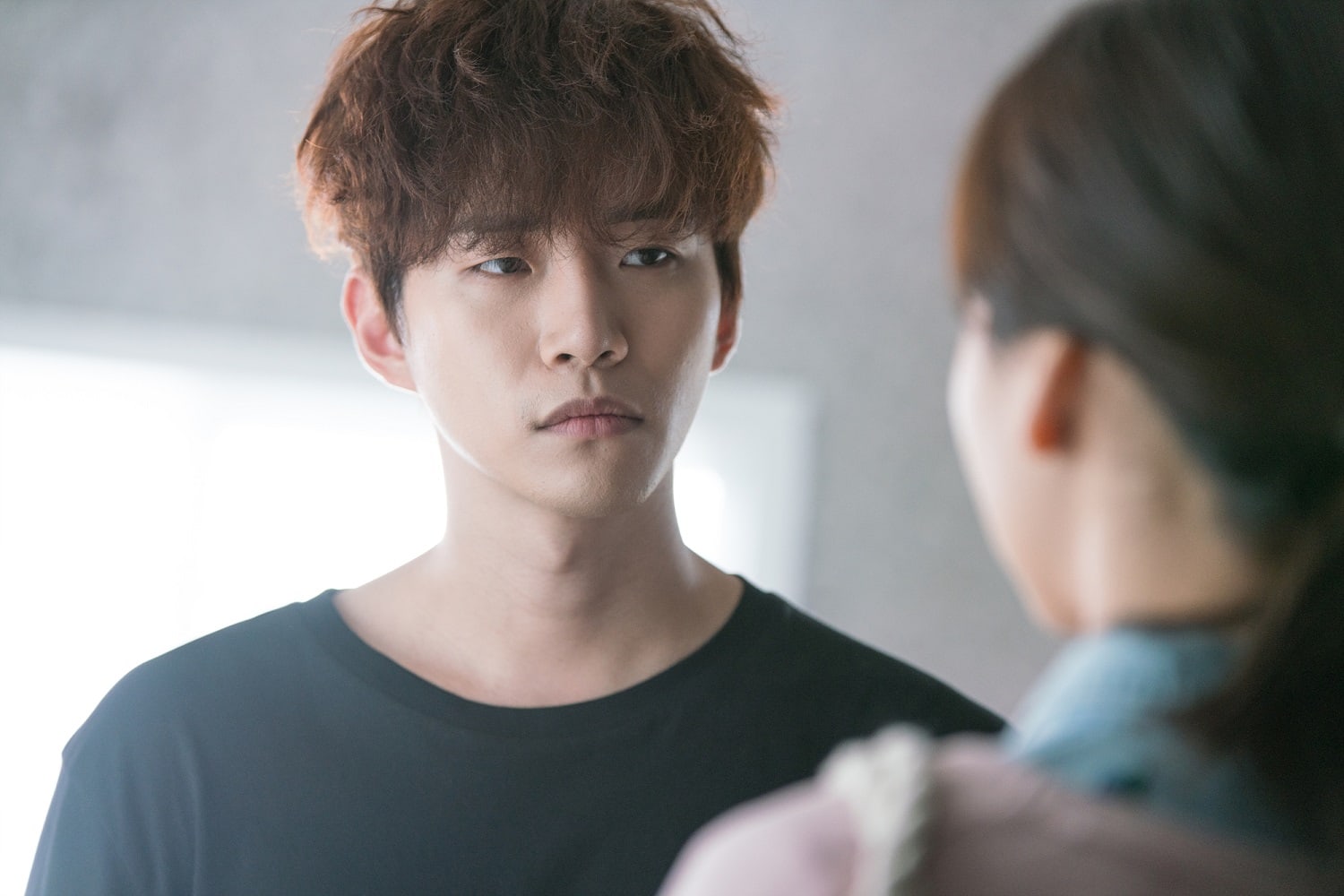 2PM's Junho And Won Jin Ah Are Impassive Towards Each Other In New 'Just Between Lovers' Stills