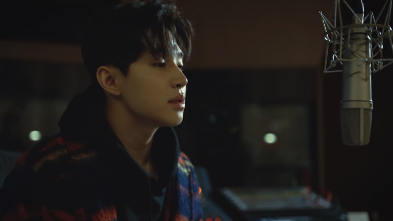 Watch: Henry Says 'It's You' In Live Version Of 'While You Were Sleeping' OST