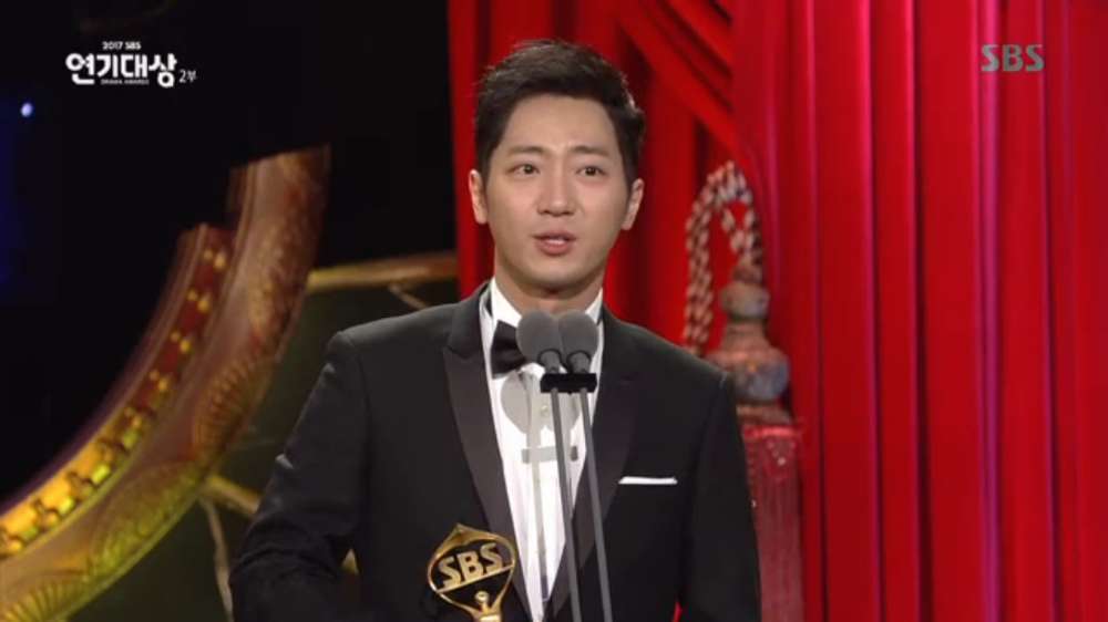 Winners Of The 2017 SBS Drama Awards | Soompi