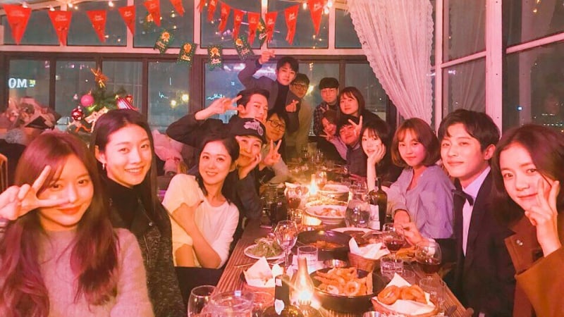 'Go Back Couple' Cast And Crew Celebrate The New Year Together
