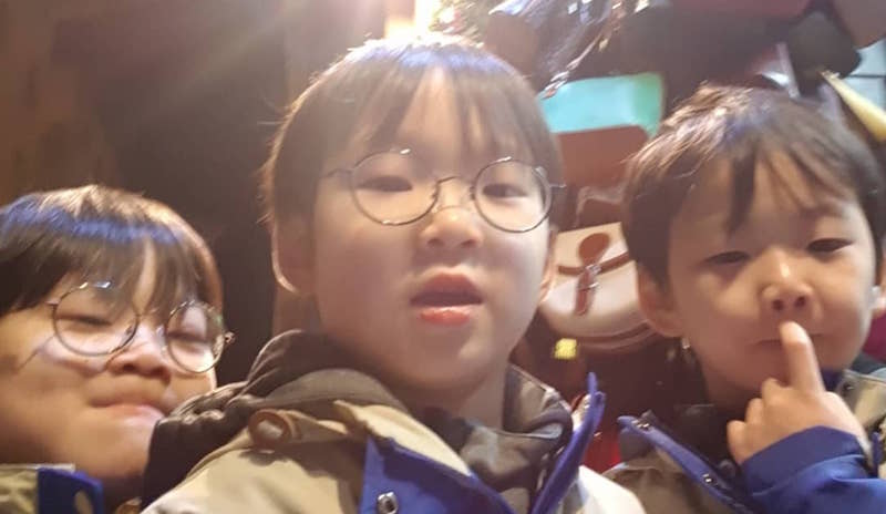 Song Triplets Take Their First Selfie Ever