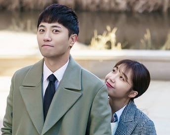 Jin Goo and Jung Eun Ji Are An Adorable Duo Behind The Scenes Of 'Untouchable'