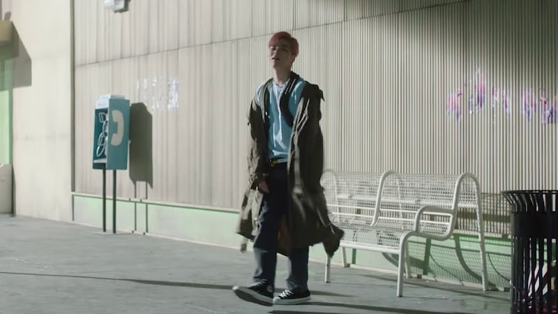 Update: iKON Drops New Teaser Featuring Junhoe for 'Love Scenario' Comeback