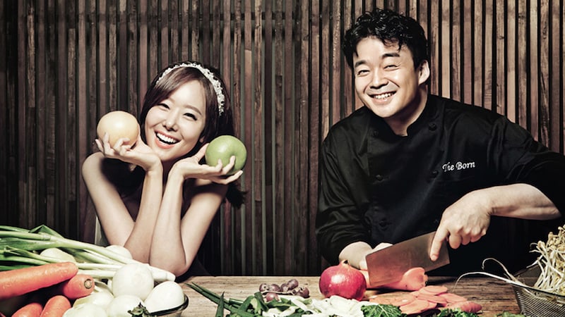 Actress So Yoo Jin And Chef Baek Jong Won Welcome Their Third Child