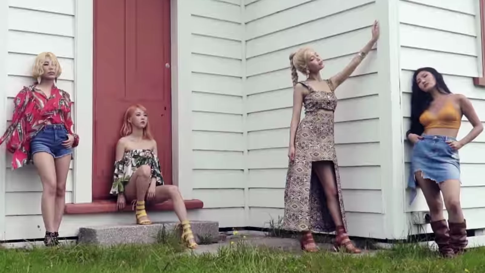 Watch: MAMAMOO Makes Incredible Return With MV For 'Starry Night'
