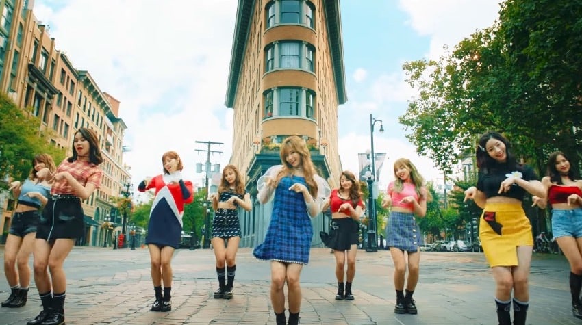 TWICE's 'Likey' Becomes Fastest K-Pop Girl Group MV To Reach 200 Million Views