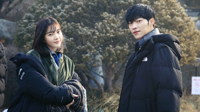 Joy And Woo Do Hwan Show Cute Chemistry Behind The Scenes Of 'Tempted'