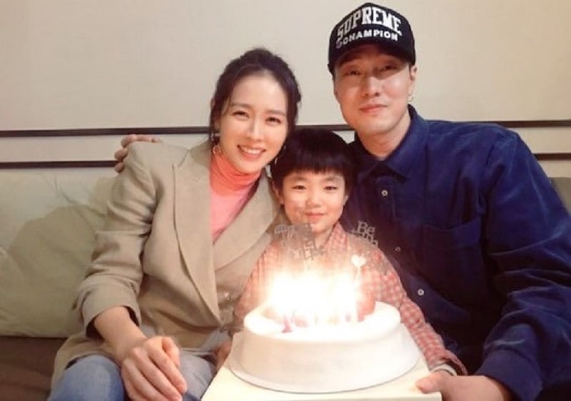The Cast Of 'Be With You' Celebrates Surpassing 1 Million Moviegoers