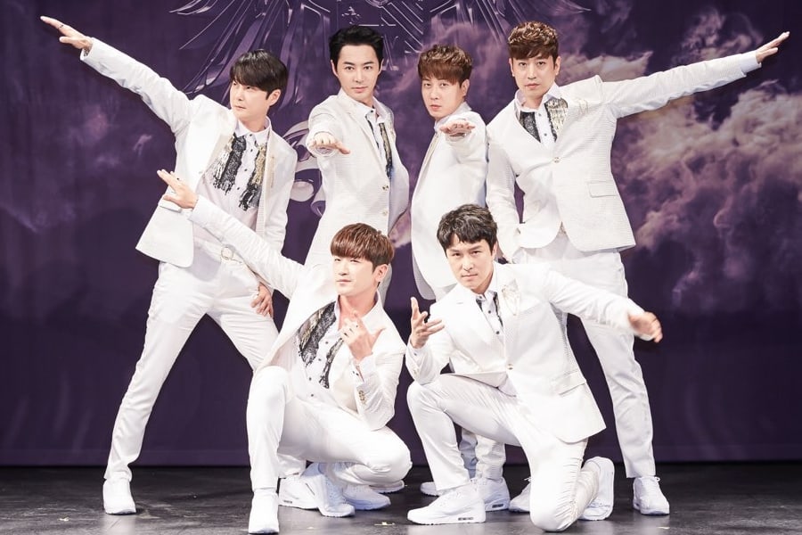 Shinhwa Talks About The Difficult Challenges They Faced During Their 20 Years Together