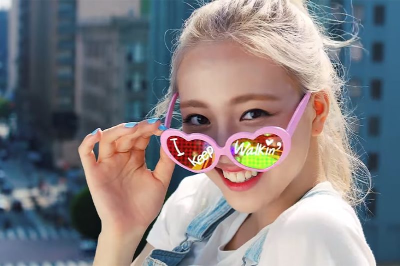 8 looks geniales de ITZY de su video musical “ICY”