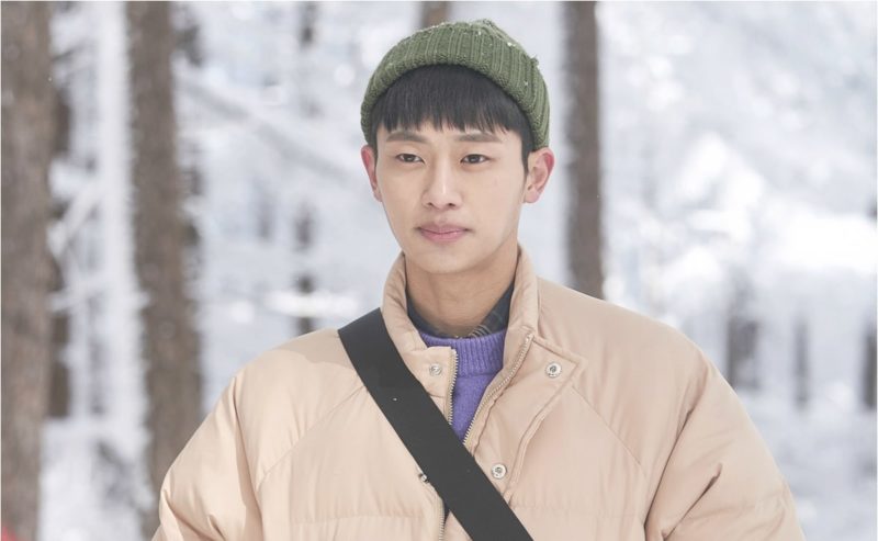 Lee Shin Young Introduces His Character From Upcoming Drama “How To Buy