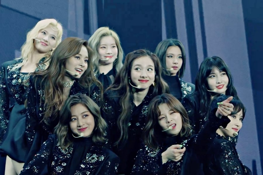 TWICE2.jpg