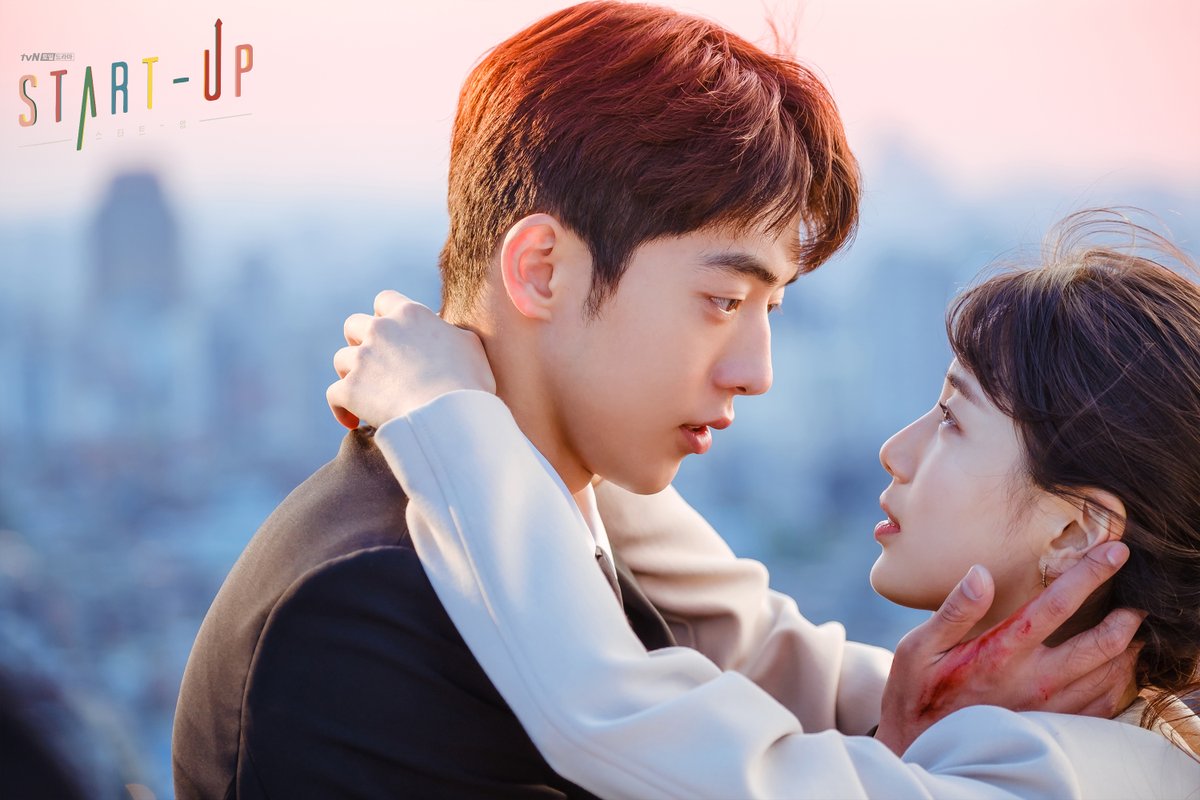 Suzy And Nam Joo Hyuk Share A Dreamy Romantic Embrace In Start Up Suzy And Nam Joo Hyuk Share A Dreamy Romantic Embrace In Start Up