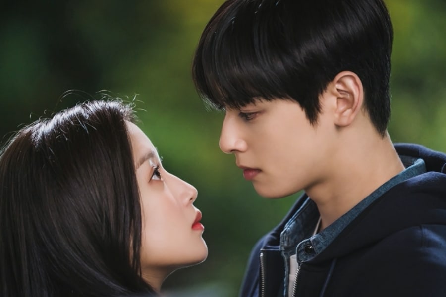 ASTRO s Cha Eun Woo Starts Acting On His Feelings For Moon Ga Young In 