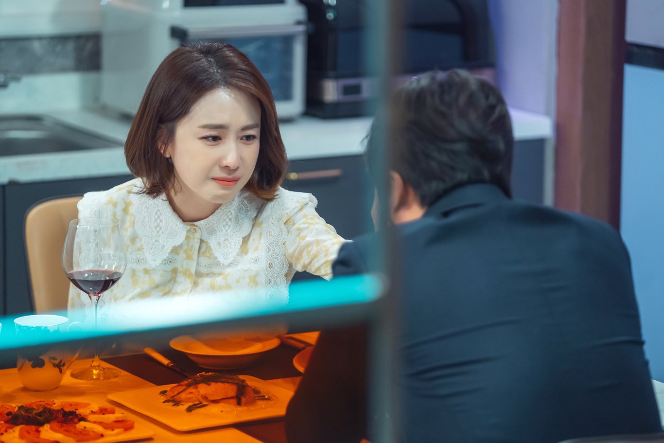 Hong Eun Hee And Choi Dae Chul Burst Into Heartbreaking Tears In Hong Eun Hee And Choi Dae Chul Burst Into Heartbreaking Tears In