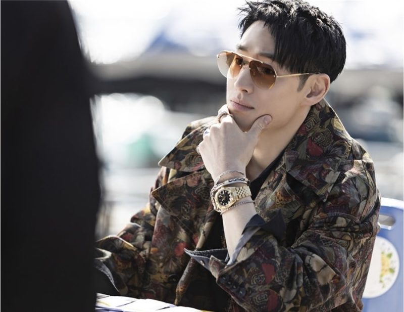 3 Different Sides Of The Dark Hero Lee Je Hoon In “Taxi Driver” | Soompi