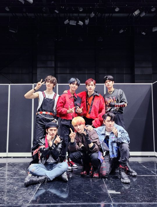 Stray Kids Kingdom Ep 7 En 2021 Fotos De Coreanos Cascadas Bonitas Images