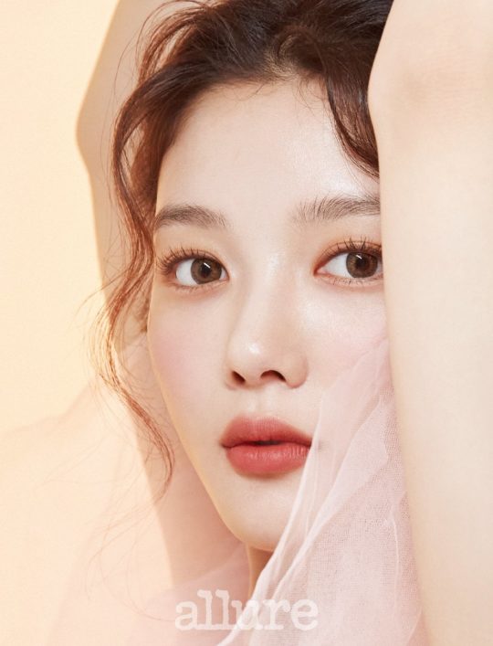 Kim Yoo Jung Talks About Her Role In “Lovers Of The Red Sky,” How Her