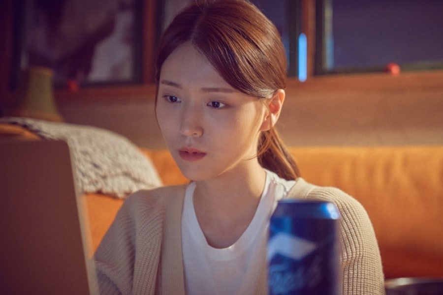 Kim Ji Eun Picks 3 Keywords To Describe Her Mysterious Character In Upcoming Drama 'The Veil'