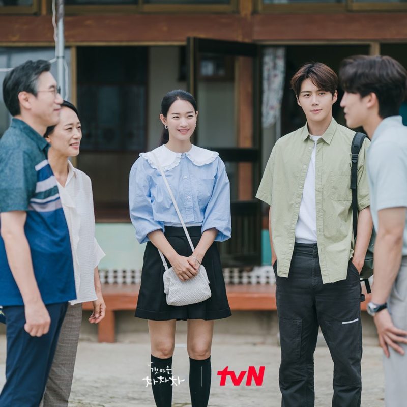 Kim Seon Ho And Lee Sang Yi Try To Impress Shin Min Ah’s Parents In ...