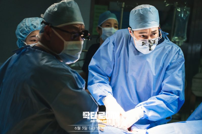 So Ji Sub’s Perfect Life Starts To Fall Apart As He Gets Tangled Up In