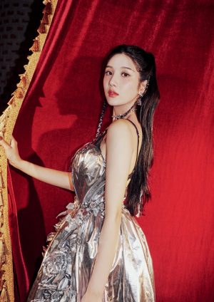 Watch: Kwon Eun Bi Showcases Powerful Vocals In Enticing MV For