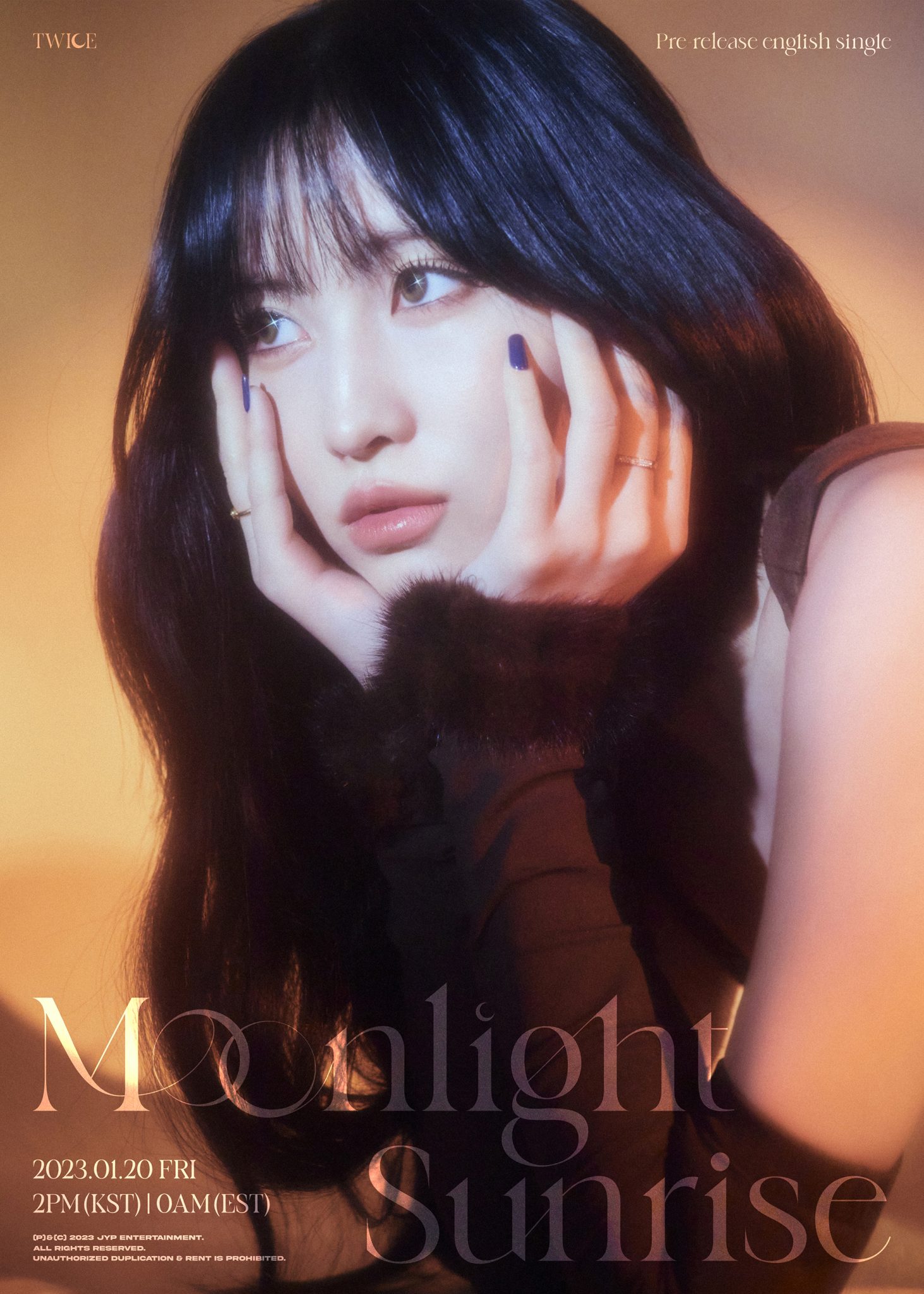 Momo- TWICE Moonlight Sunrise