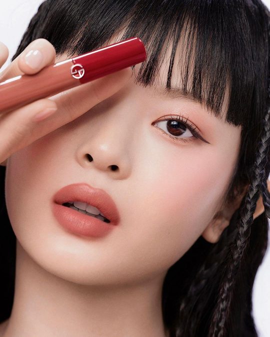 NewJeans' Hanni Selected As Global Ambassador For Armani Beauty