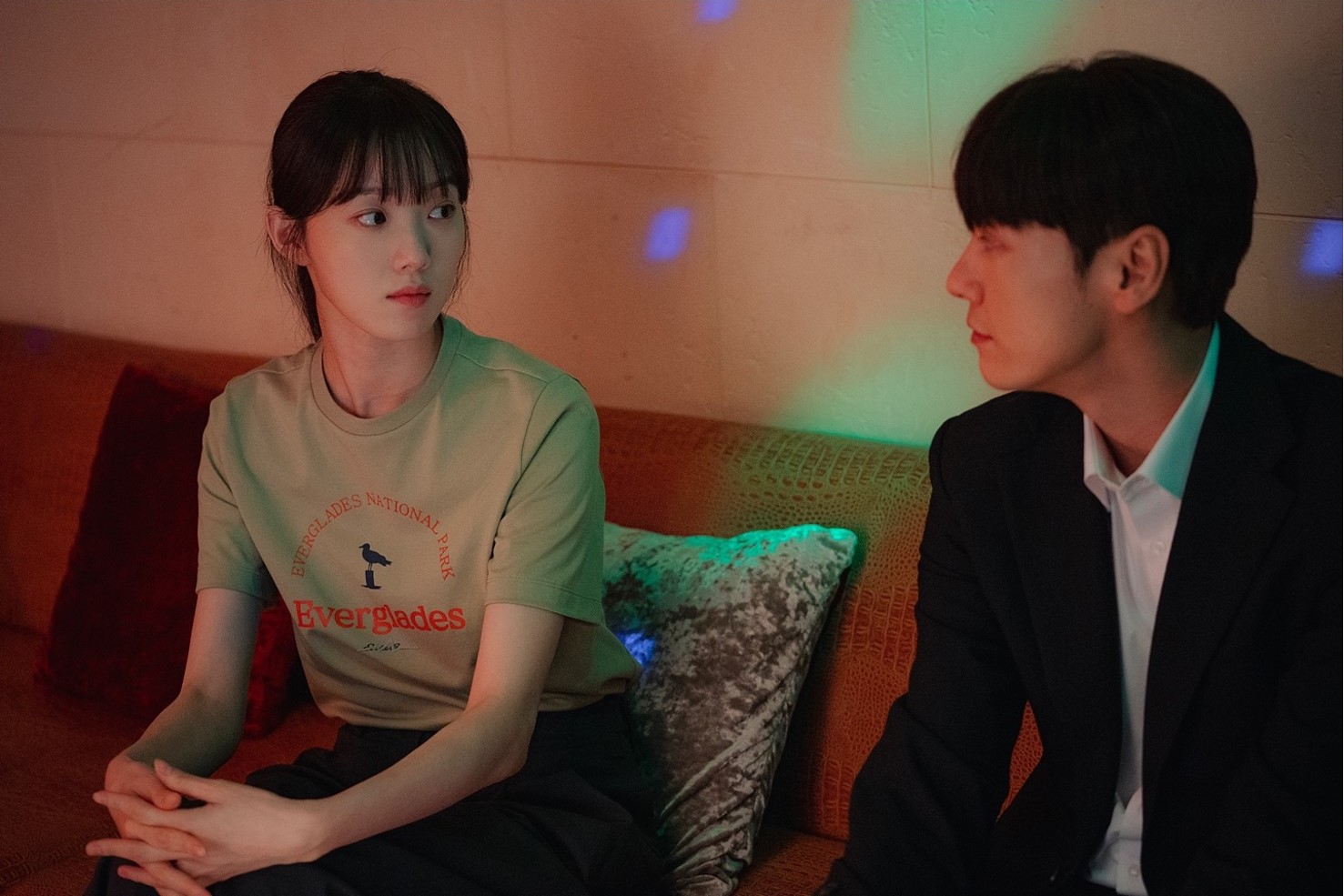 Lee Sung Kyung And Kim Young Kwang Are Firm About Their Love Despite Obstacles In “Call It Love”