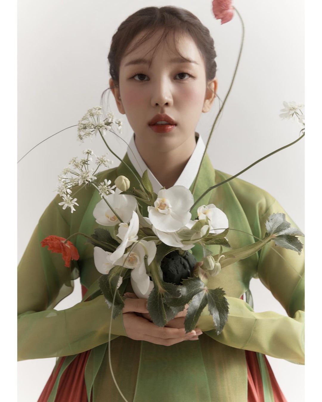 Baek A Yeon Shares Beautiful Photos From Wedding Pictorial KpopHit Baek A Yeon Shares Beautiful Photos From Wedding Pictorial KpopHit