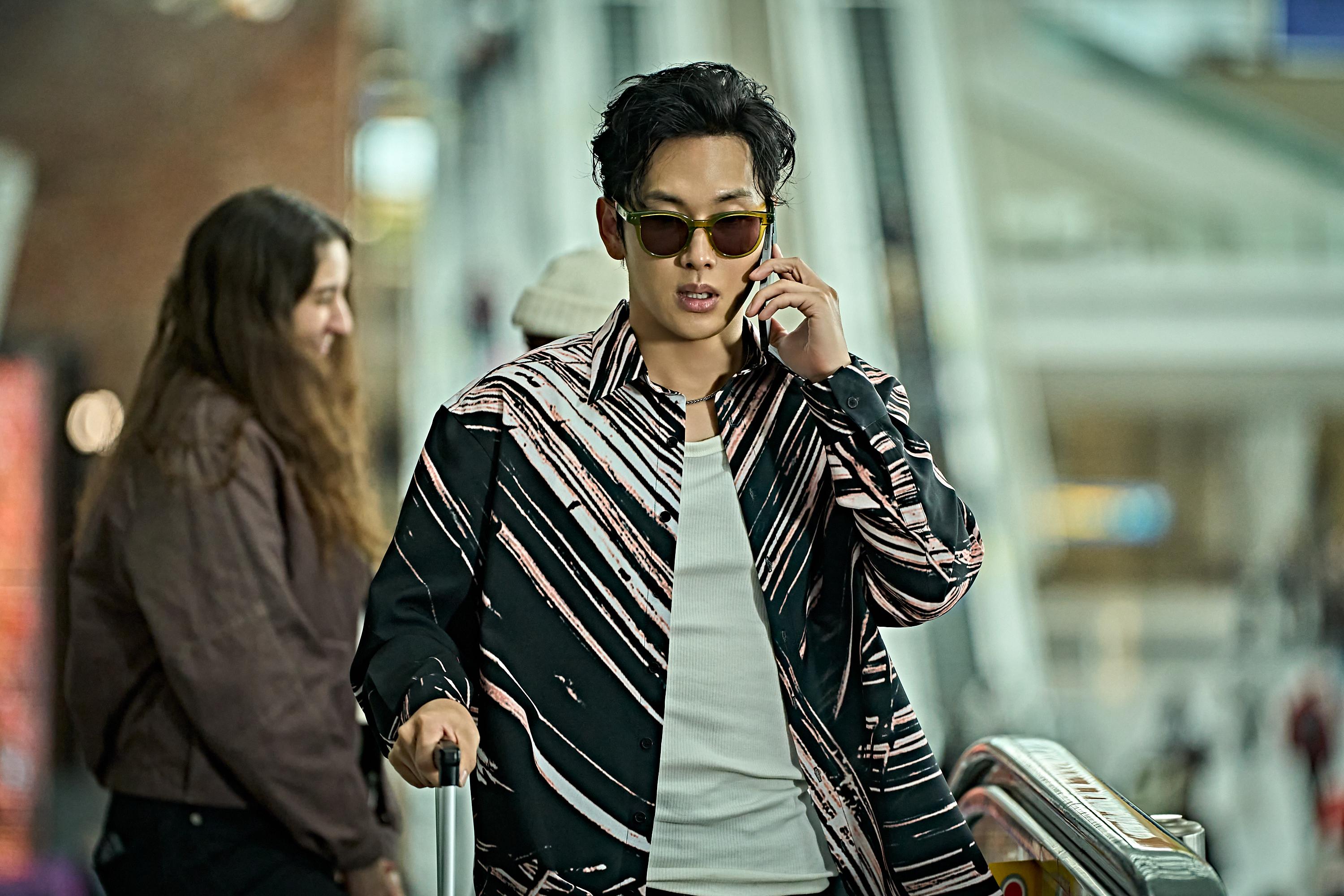 Yim Si Wan, Park Gyu Young, And Jo Woo Jin Are Deadly Assassins Fighting For The Top Spot In New Film “Mantis”