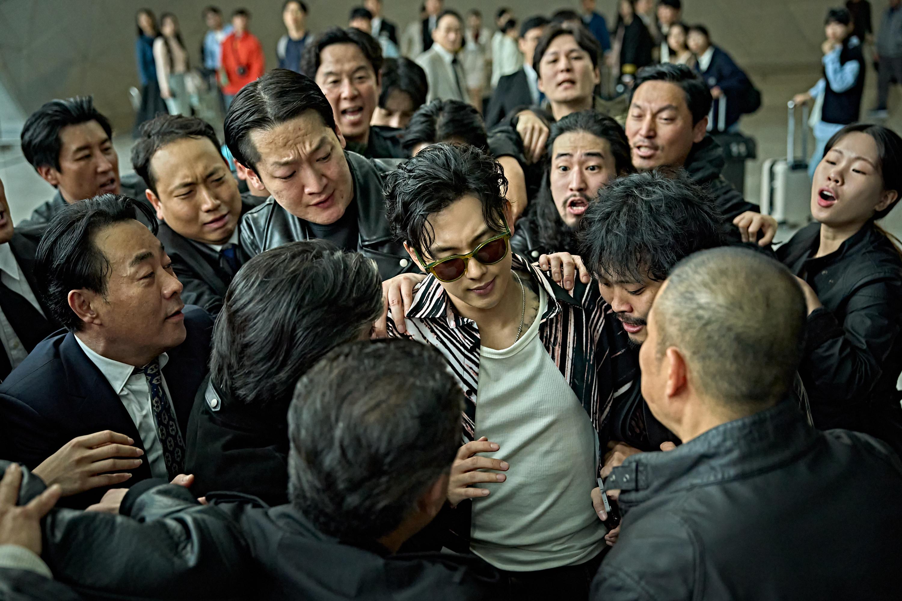 Yim Si Wan, Park Gyu Young, And Jo Woo Jin Navigate Intricate Relationships In “Kill Boksoon” Spin-Off “Mantis”