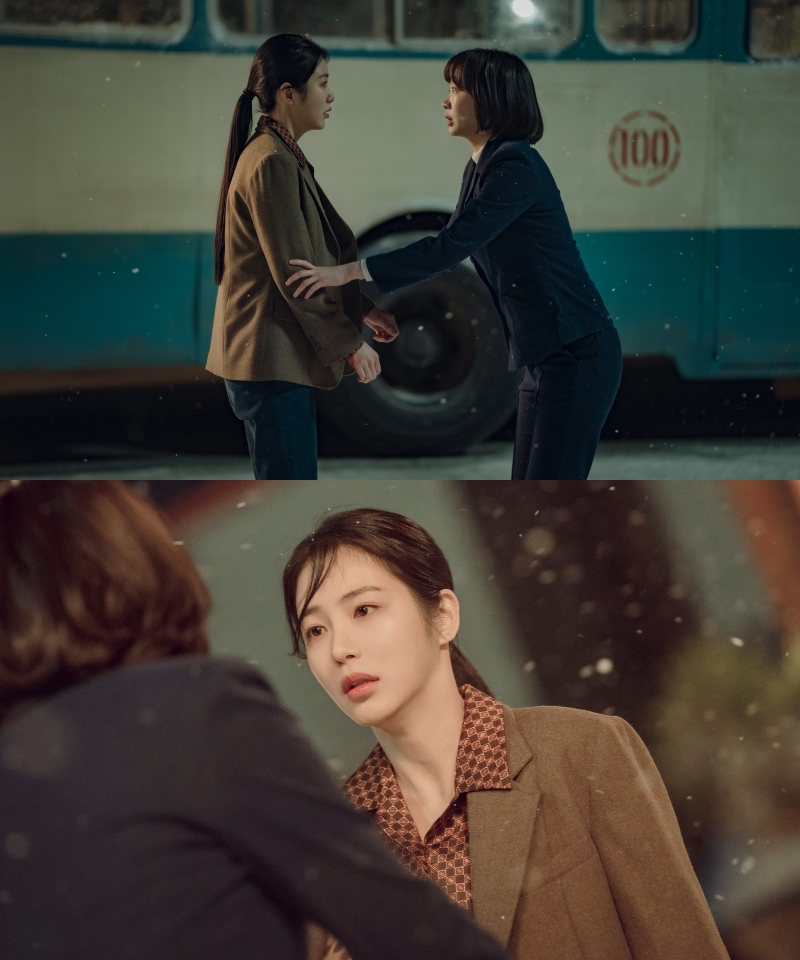 “A Hundred Memories” Hints That Either Kim Da Mi Or Shin Ye Eun Will Disappear