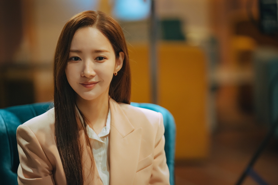 “Confidence Queen” Stars Say Goodbye + Share Thoughts Ahead Of Tonight’s Finale