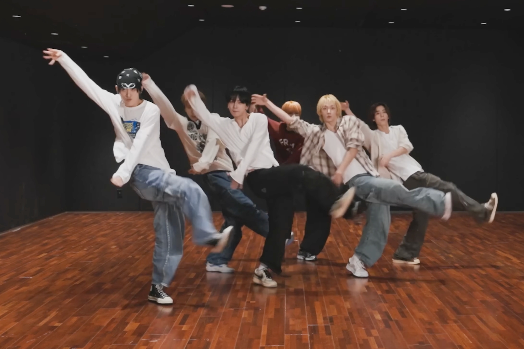 Watch: BOYNEXTDOOR Is Full Of Energy In Dance Practice Video For “Hollywood Action”