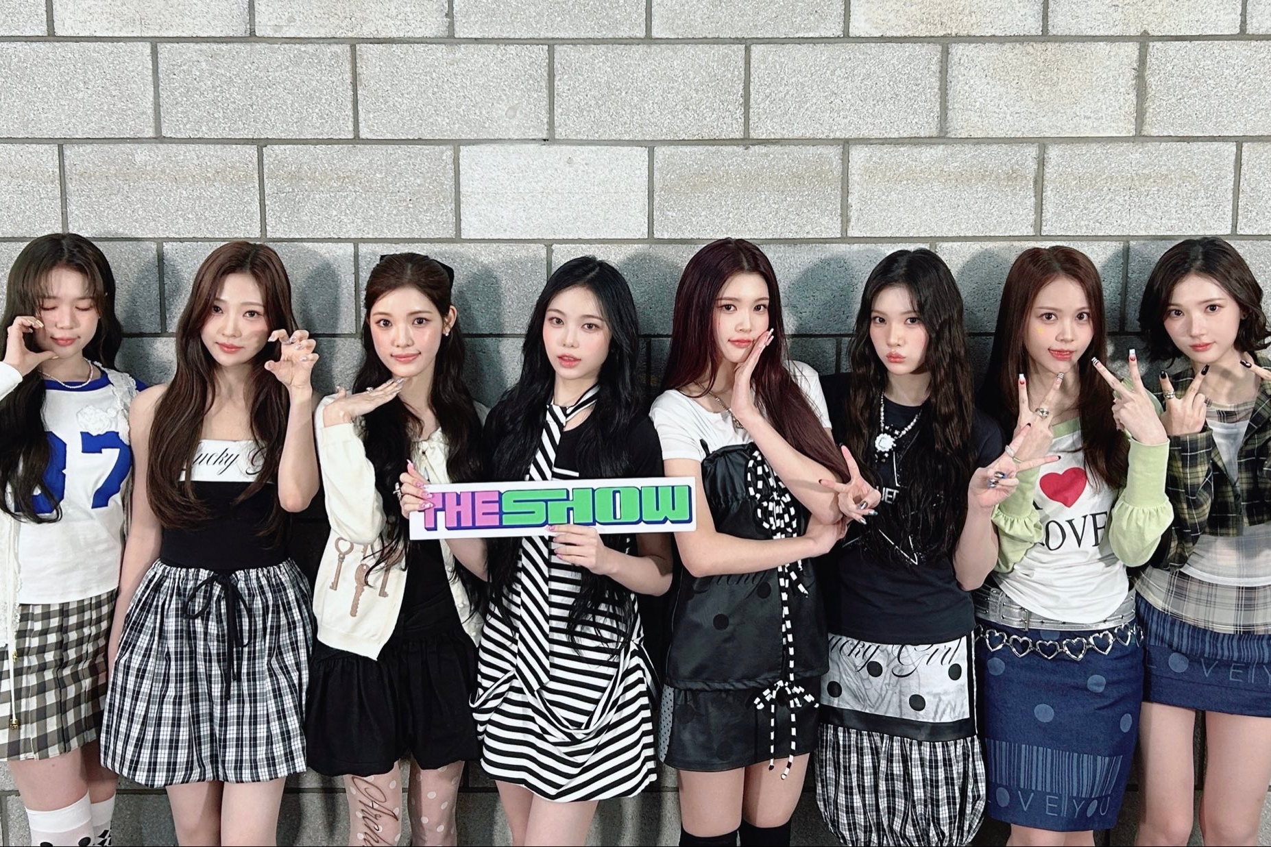 Watch: Hearts2Hearts Takes 1st Win For “FOCUS” On “The Show”; Performances By Jang Haneum, izna, And More