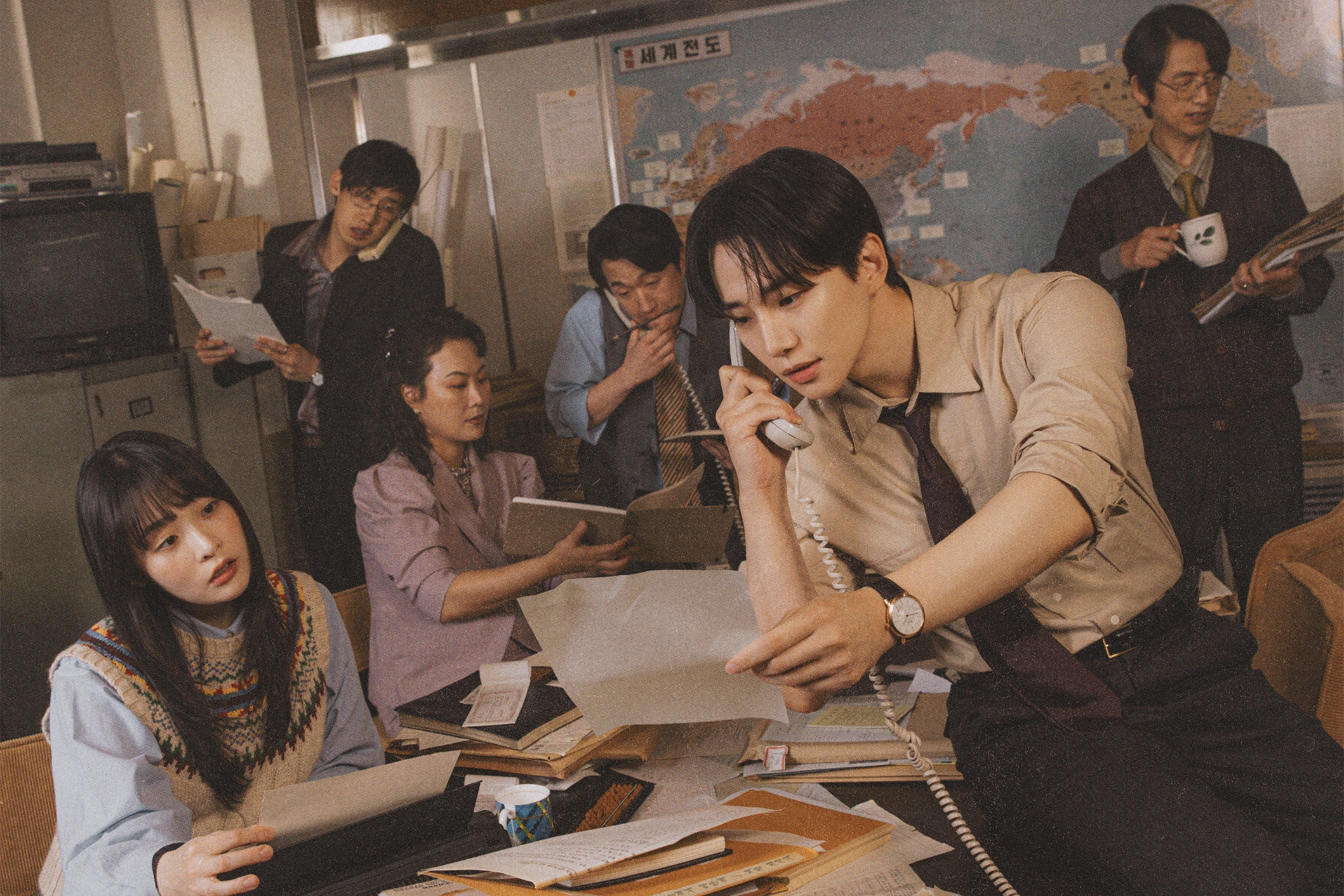 “Typhoon Family” Heads Into 2nd Half On Its Highest Ratings Yet