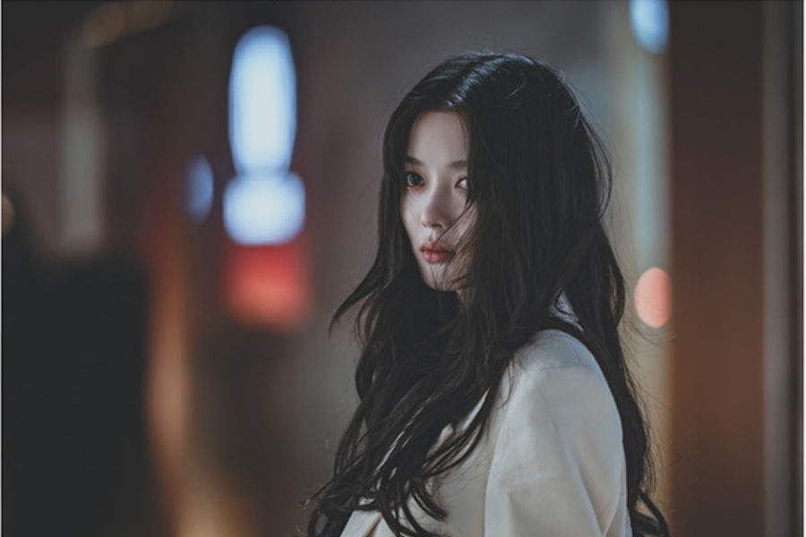 3 Edgy Situations For Kim You Jung In Episodes 5-6 Of “Dear X”