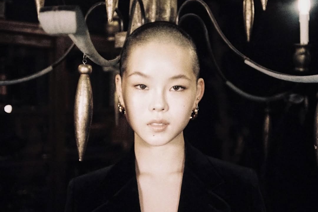 トップス cocona XG's Cocona Comes Out As Transmasculine Nonbinary After Undergoing